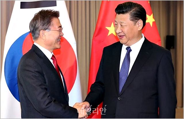 문재인 대통령과 시진핑 중국 국가주석 ⓒ연합뉴스