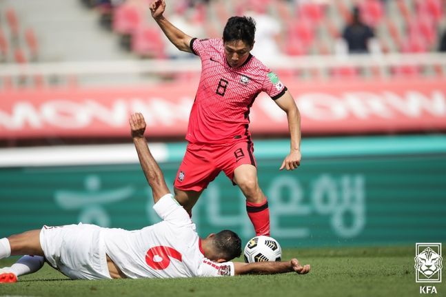 레바논은 한국을 맞아 경기 초반부터 시간 지연 행위를 펼쳤다. ⓒ KFA