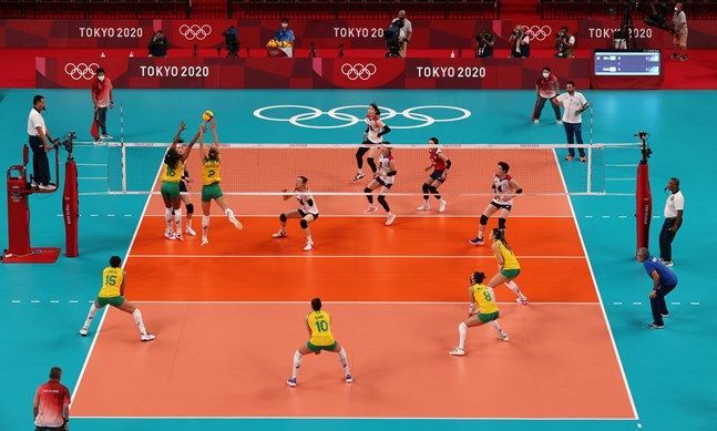 A seleção coreana de vôlei feminino se tornou uma lenda nas quartas de final das Olimpíadas de Tóquio.  ⓒ Notícias