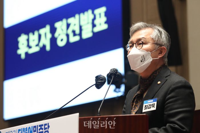 최강욱 더불어민주당 의원 ⓒ데일리안 박항구 기자