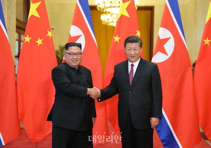 김정은 북한 국무위원장과 시진핑 중국 국가주석(자료사진) ⓒ신화/뉴시스