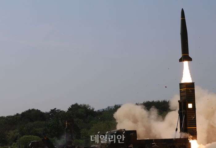 우리 군이 '현무-2'를 발사하는 모습(자료사진) ⓒ합동참모본부/뉴시스
