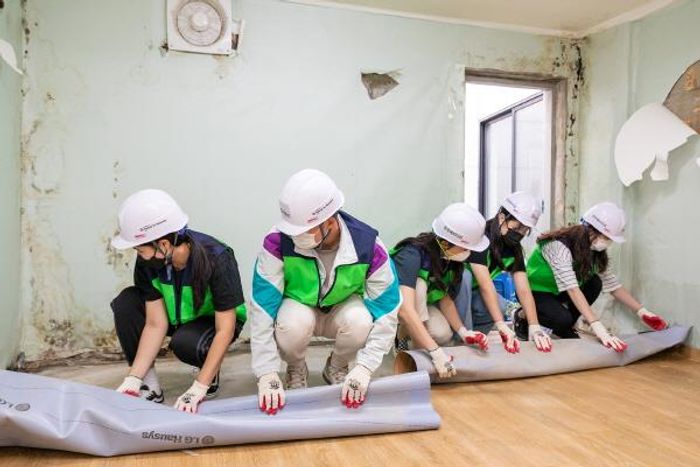 서울주택도시공사(SH공사)는 한국해비타트와 노숙인 시설 주거환경개선을 지원하는 사회공헌활동을 진행했다고 1일 밝혔다.ⓒSH공사