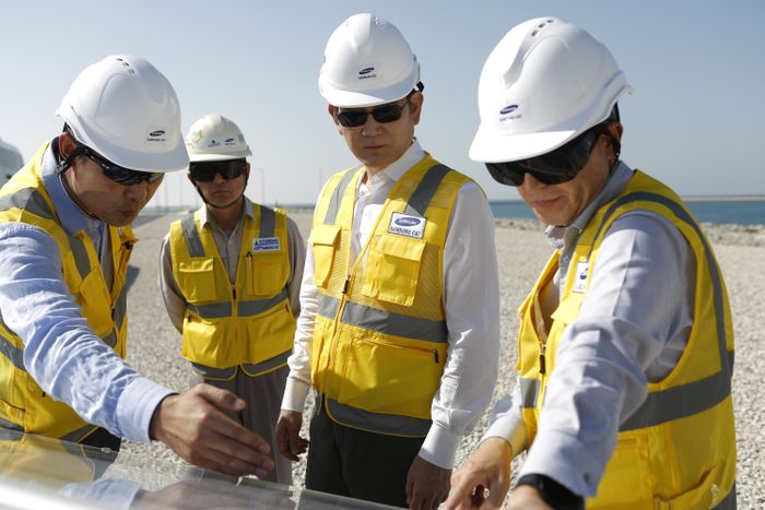 이재용 삼성전자 회장이 삼성물산이 건설하는 UAE 바라카 원전 프로젝트 현장을 방문했다.ⓒ삼성전자