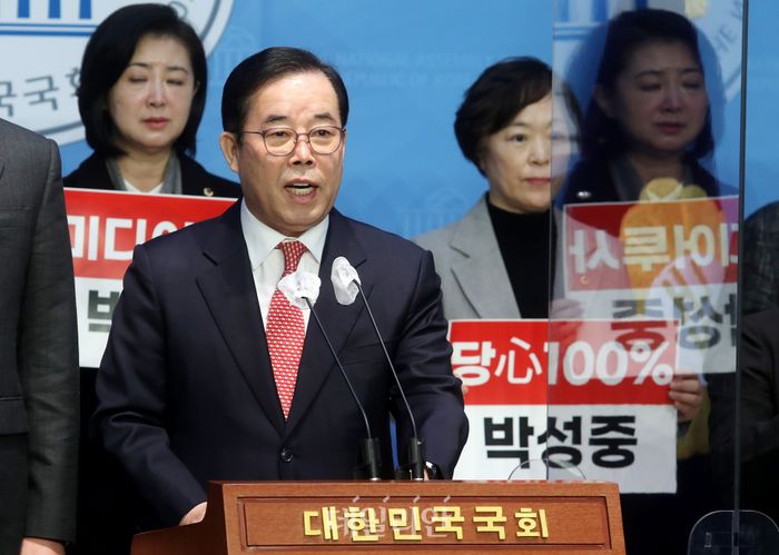 박성중 국민의힘 의원이 30일 국회 소통관에서 최고위원 출마를 선언하고 있다. ⓒ데일리안 박항구 기자