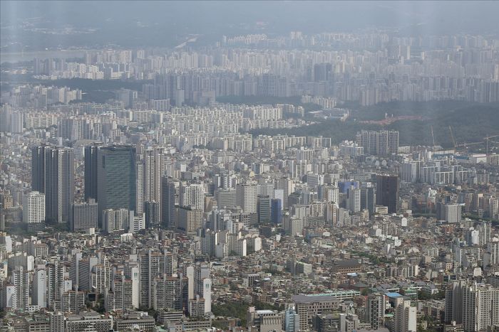 주택경기 침체로 분양시장 분위기가 위축되며서 서울 아파트 초기분양률도 급락한 것으로 파악됐다.ⓒ데일리안 홍금표 기자