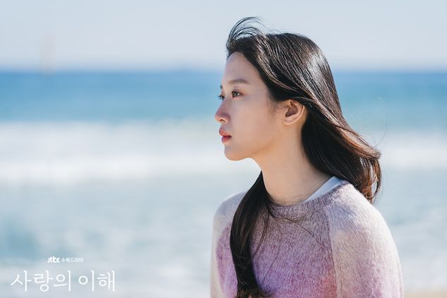 안수영 역의 배우 문가영. 아무것도 하지 않아 보이는 '풍부한' 연기, 그 성장 ⓒ