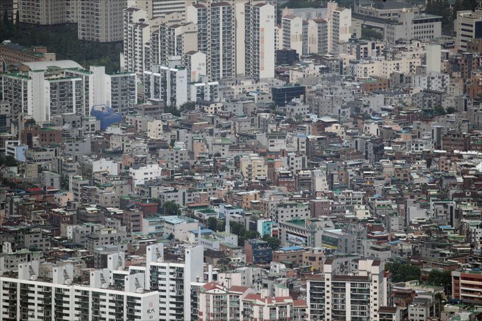 비(非)아파트 상품 중 대표적인 소형 주거시설로 꼽히는 오피스텔의 공급 가뭄이 갈수록 심화되고 있다. 특히 서울은 이전 최저 수준을 기록했던 2007년과 비슷한 수준에 그칠 것으로 보인다.ⓒ데일리안 DB