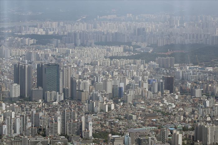 정부의 재건축 규제 완화 움직임으로 리모델링을 추진하던 단지들의 셈법이 복잡해지고 있다.ⓒ데일리안 홍금표 기자