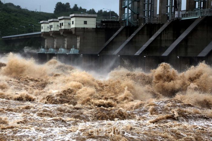 국가물관리위, 기후위기 시대 댐 역할 관련 정기 토론회 개최