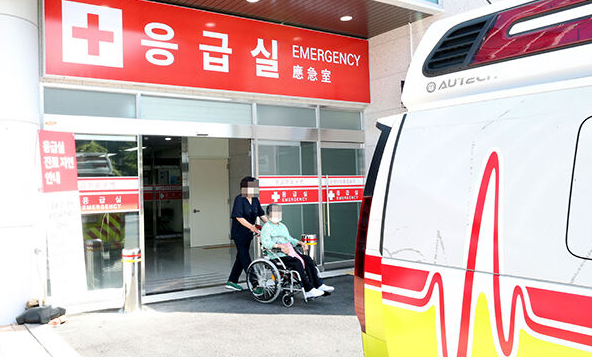 감기·설사 환자 거부 '가능'...응급실 의사 처벌 안 받는다