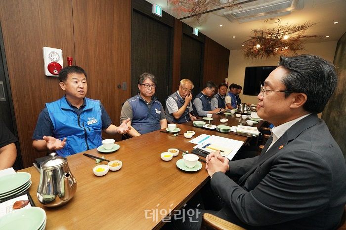 강도형 장관, 노조 지부장 등과 오찬 간담회