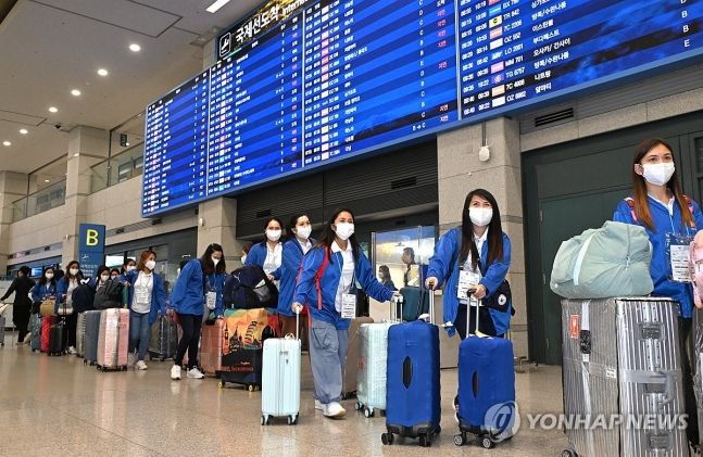 왜 이렇게 잘해주려고 하나?…월급 불만 품고 이탈한 필리핀 가사관리사 위해 "주급제 변경"