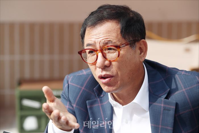 국민의힘 미디어특위 "2인이면 다수결 불가능? 법원이 법을 창조"