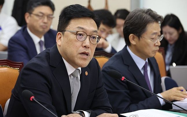 김병환 "금산분리 완화, 속도감 있게 추진하겠다" [2024 국감]