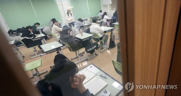 [2025 수능] EBS "국어, 지난해보다 쉽고 9월 모평 경향 유지…킬러문항 배제"