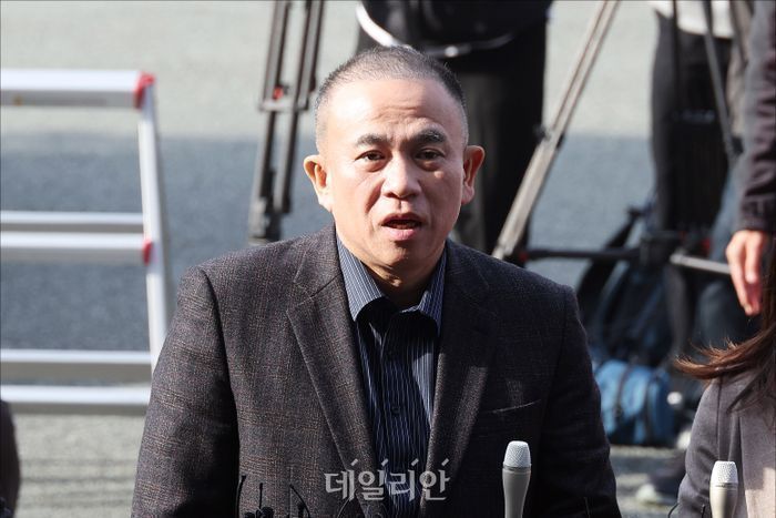 명태균 변호인 "김영선에게 빌려준 돈 받았을 뿐…피 같은 돈이었다"