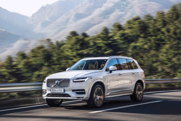 사람·수다 좋아하는 ‘인싸’를 위한 車 ‘볼보 XC90’[면허 2년차 시승기]