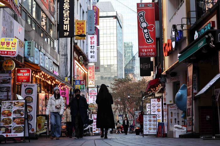 외식업계, 100인 미만 사업장 키오스크 의무설치 ‘설왕설래’