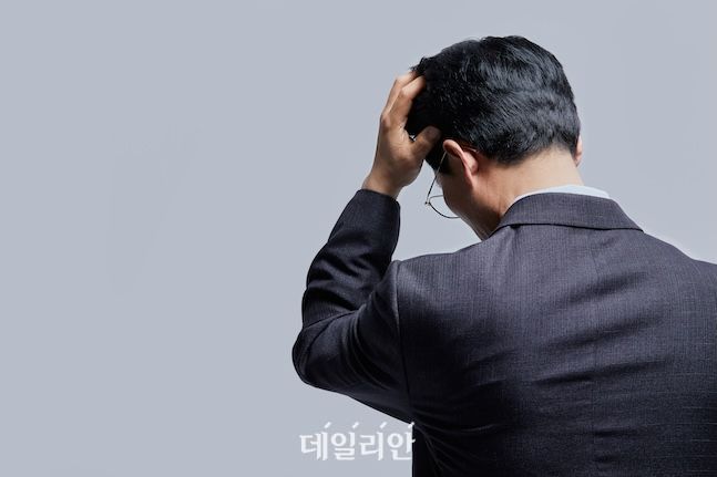 사비 털어 간부 식사 챙겨주는 공직 사회