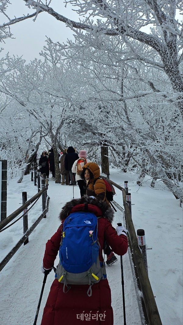 환경부, 명절 앞두고 덕유산국립공원 안전관리 실태 점검