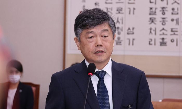 퇴임 윤준 서울고법원장 "서부지법 난동, 법원 신뢰했다면 엄두 못냈을 것"