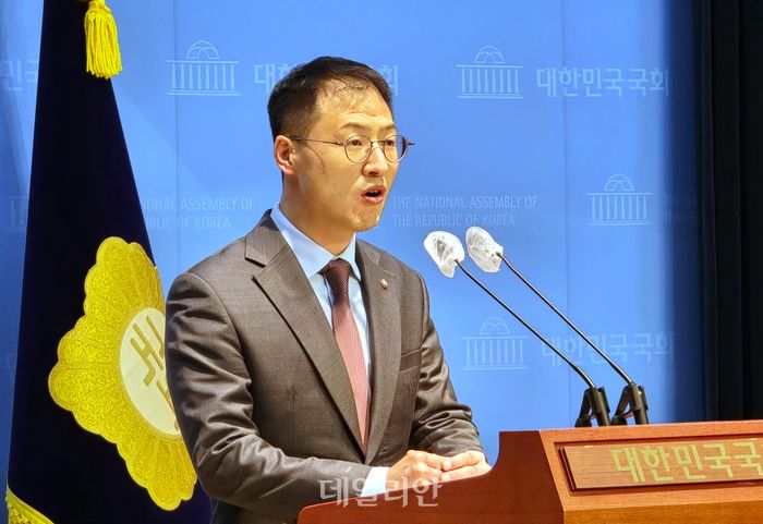 '친한계에서 아웃?'…김상욱, 단톡방 '시작2' 나간 이유는