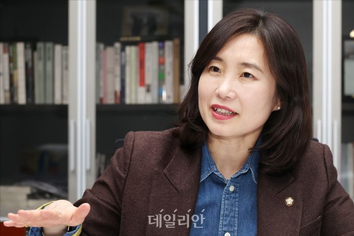 [인터뷰] 김소희 "'기후' 위해 107명과 싸우고 있다…당이 젊어지길"