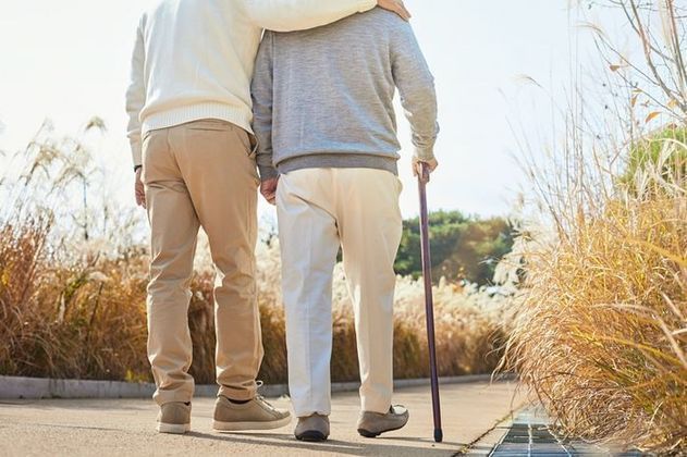 "요양시설 토지 용도제한 부분 허용"…보험사 요양산업 커진다