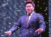 류현진, 천만장자 박찬호 보다 화려할까