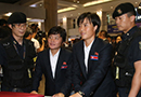 북한 여자축구대표, 8년 만에 철통경호 속 입국