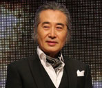 백윤식 연인 논란, 깊어가는 불치병 '관음증'