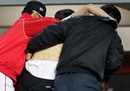 ‘오심 후유증’ 관중 난입…박근영 심판 폭행까지