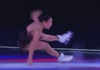 소트니코바, 일본 아이스쇼 엉덩방아 망신살