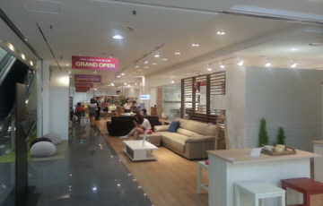 이케아 공습 막을 리바트 전초기지 가보니...