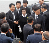 박지원 "이희호 여사, 북한 고위급 만날 수 있어"