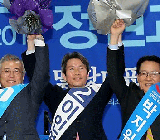 제주에서 밀렸던 문재인, 안방에서 자존심 회복?