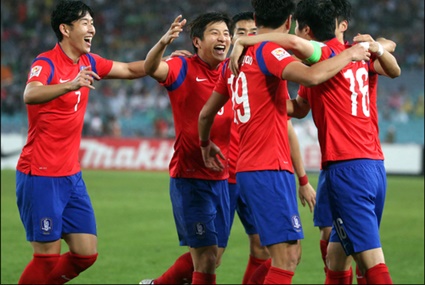 '박지성도 못 밟은..' 한국축구, 이라크 꺾고 결승행 위업