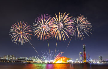 '한화 세계불꽃축제' 10월 3일 개최…마법같은 불꽃의 향연