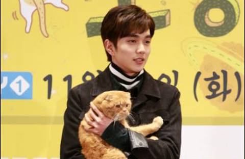 "유승호와 7년째 동거 중"…발칙한 '상상고양이'