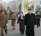 김정은 '수소폭탄' 직접 언급 "군수공업 강화"