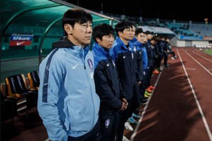 1위 신태용호, 8강 전망이 어둡지 않다