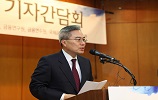 "성과주의 민간금융사 먼저 도입해야"