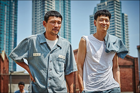 '검사외전' 스크린 독점 속 한국영화의 그늘