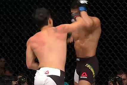 ‘원투, 쾅!’ 보이지도 않은 최두호 슈퍼펀치