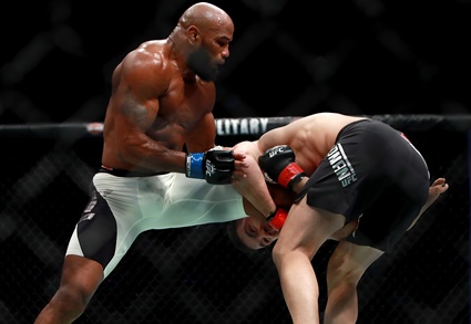 [UFC]리얼 괴물들의 포효 "맥그리거 비스핑 긴장해"