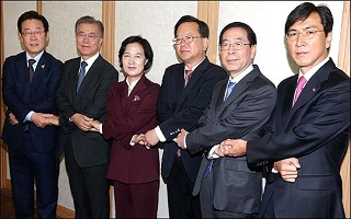 '대선시계' 작동, 민주당 첫 단추 '경선룰' 누가 유리?