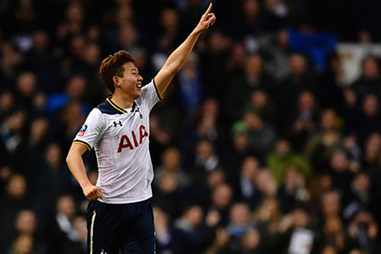 북 치고 장구 친 손흥민, 홀로 빛난 2골