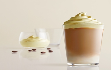 스타벅스, '슈 크림 라떼' 출시 일주일만에 50만잔 판매 돌파