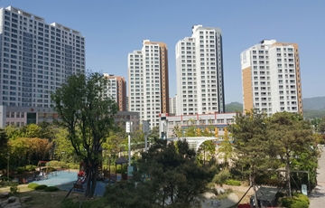 '찬밥 신세' 중대형 아파트의 역습…청약률·거래량 상승세